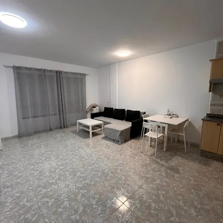 El Cecilio * プエルト・デル・ロサリオ